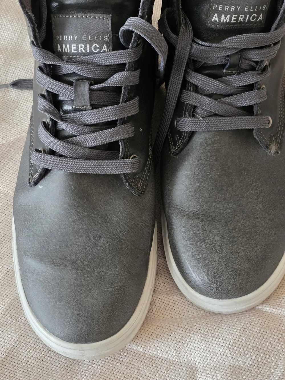 Perry Ellis Men's Black Dark Gray High-Top Sneakers Size 10.5 Preppy Casual Work